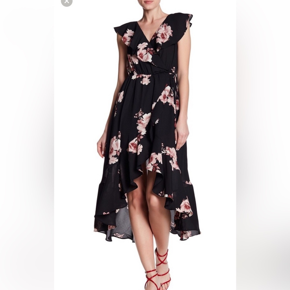 Soprano midi dress size M